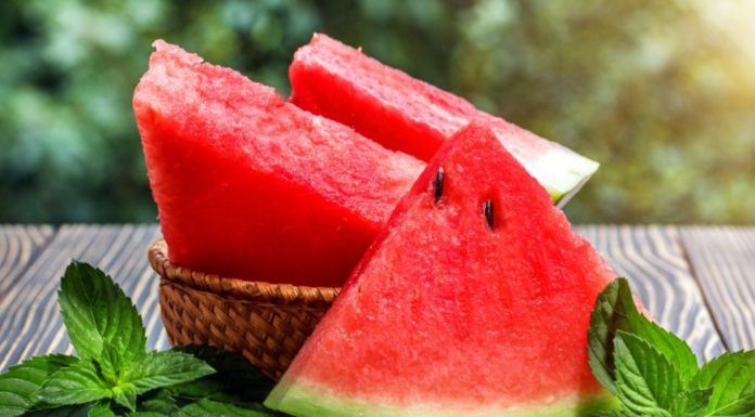 This Diwali Pamper Your Skin With This Watermelon Cleanser!